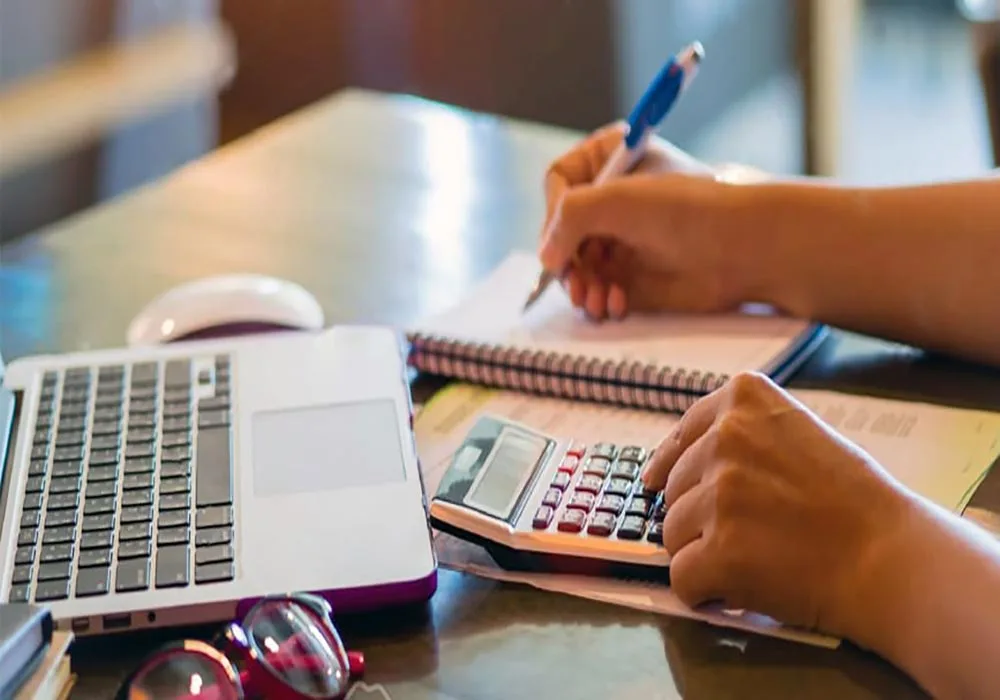 مالیات مشاغل کوچک در 1404؛ فرصت یا تهدید؟