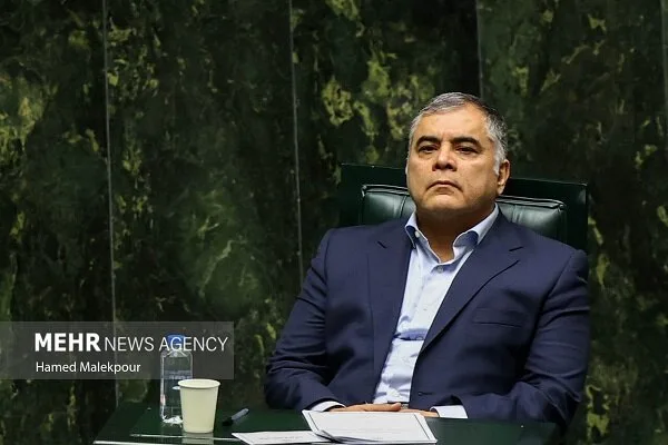 وزیر نفت: مشکل حقوق و دستمزد کارکنان صنعت نفت برطرف شد وزیر نفت: مشکل حقوق و دستمزد کارکنان صنعت نفت برطرف شد