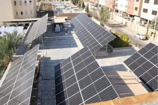 توسعه نیروگاههای خورشیدیِ پشتبامی راهکار دستیابی به برق پایدار توسعه نیروگاههای خورشیدیِ پشتبامی راهکار دستیابی به برق پایدار