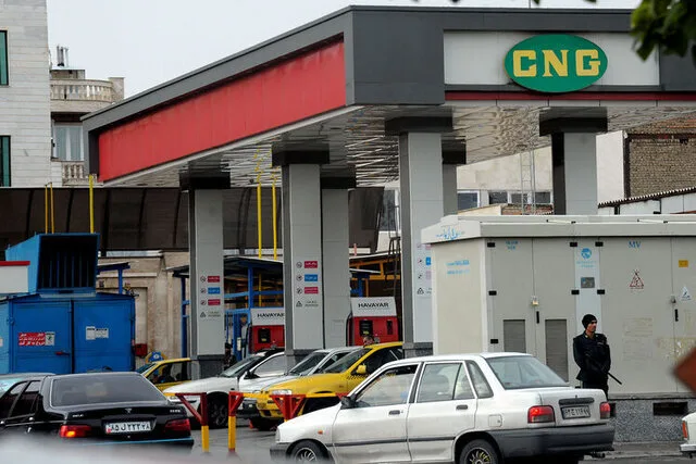 افزایش مصرف CNG پس از اجرای نرخ سوم بنزین افزایش مصرف CNG پس از اجرای نرخ سوم بنزین
