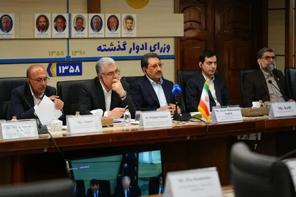 تجارت ایران و اوراسیا در ۸ ماه از ۴ میلیارد دلار عبور کرد تجارت ایران و اوراسیا در ۸ ماه از ۴ میلیارد دلار عبور کرد